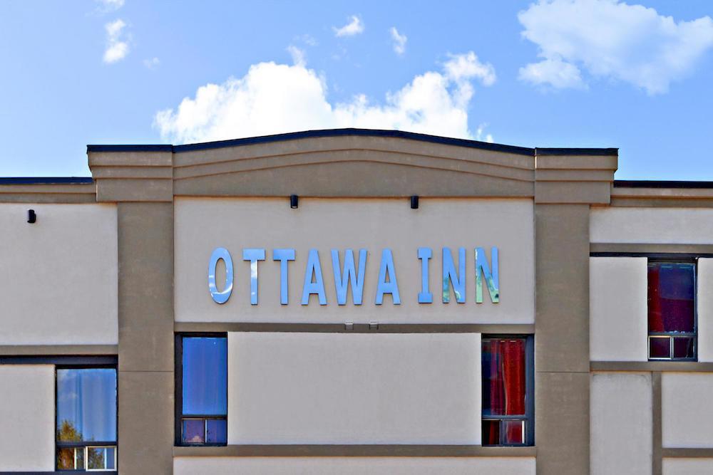 Ottawa Inn Hotel Exteriér fotografie